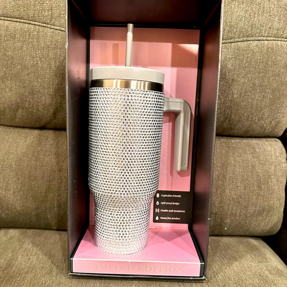 Hydropeak bling tumbler